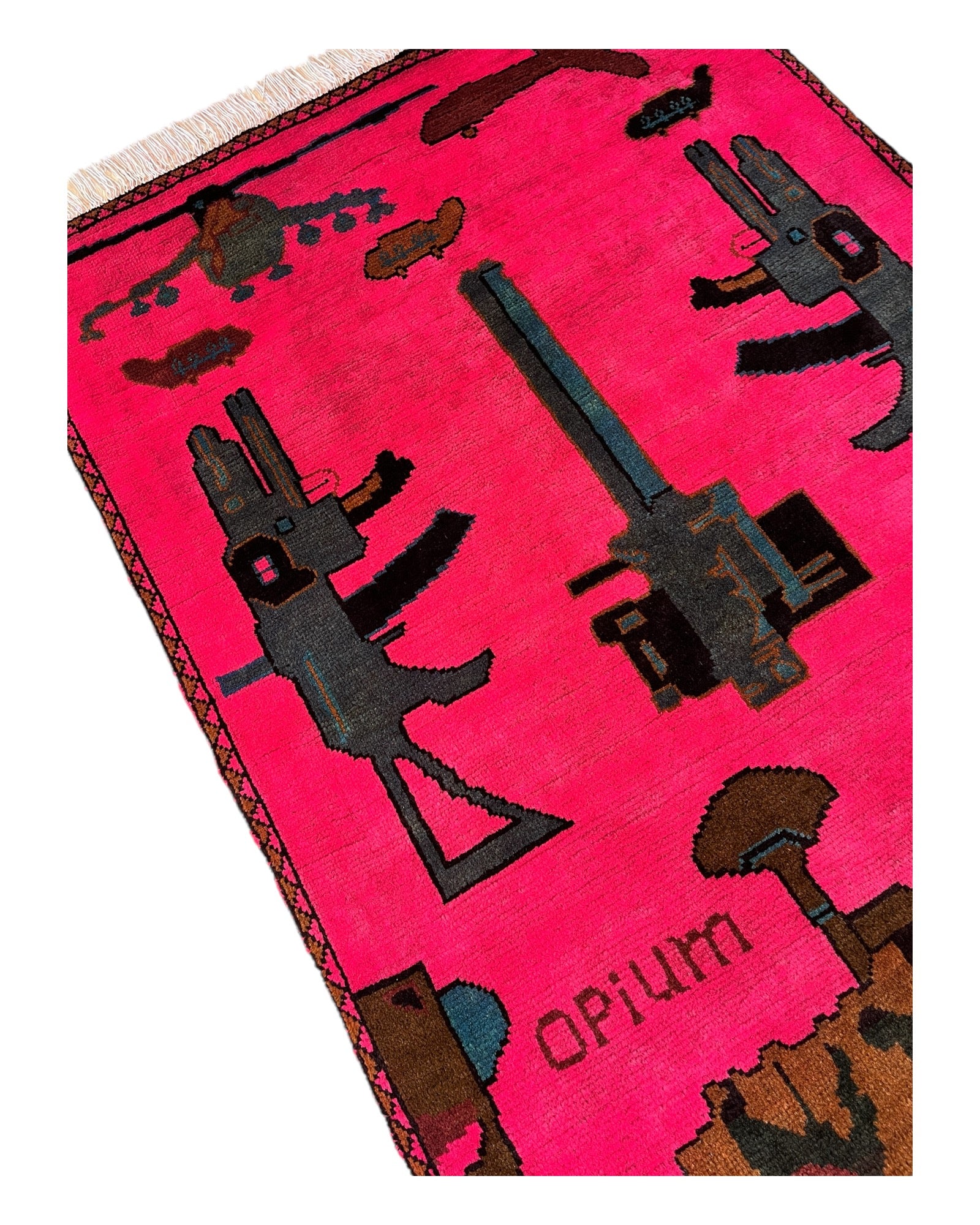 120cm x 84cm Hot Pink War Rug