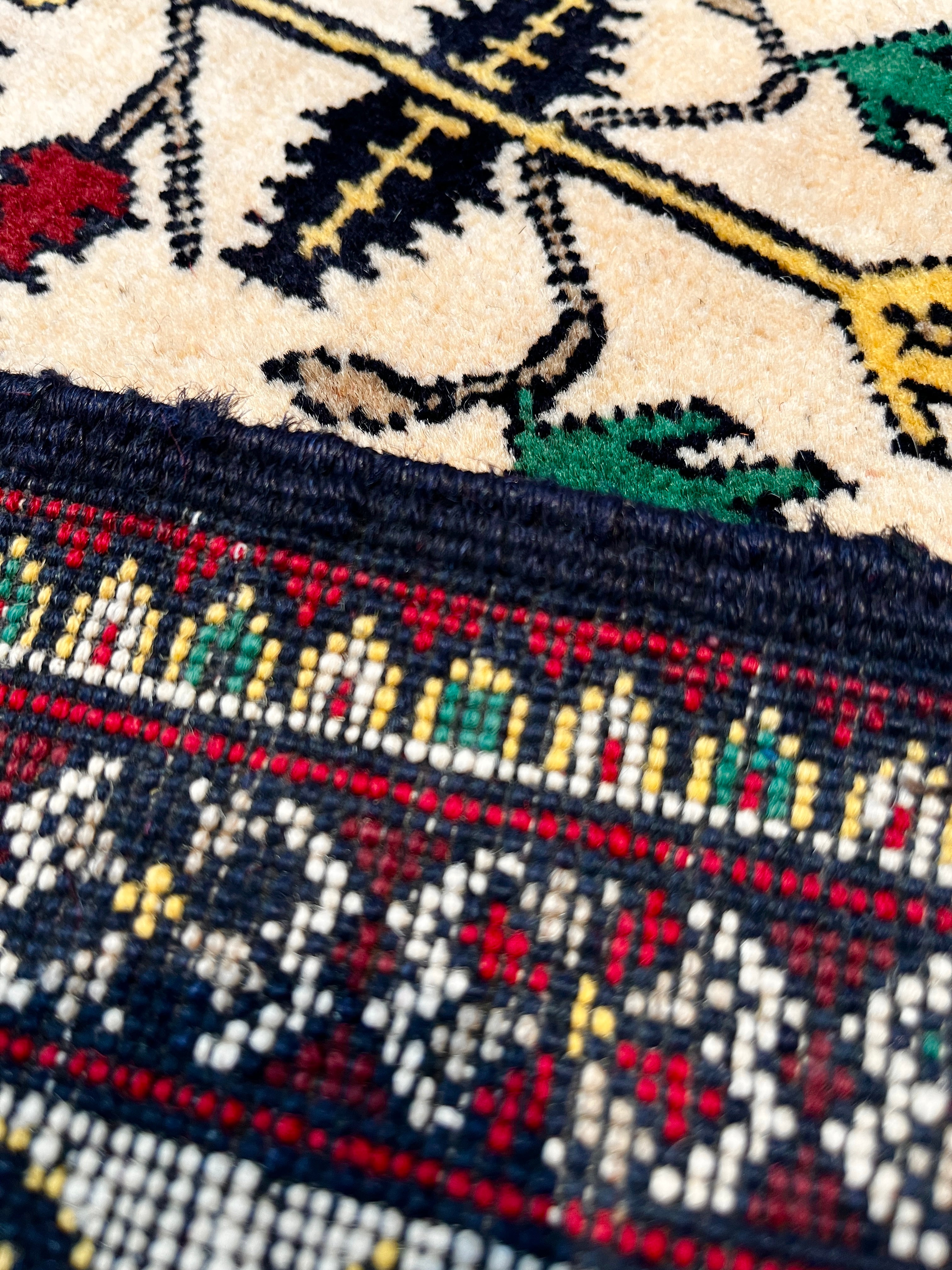 197cm x 150cm Cream & Blue Charshango Rug