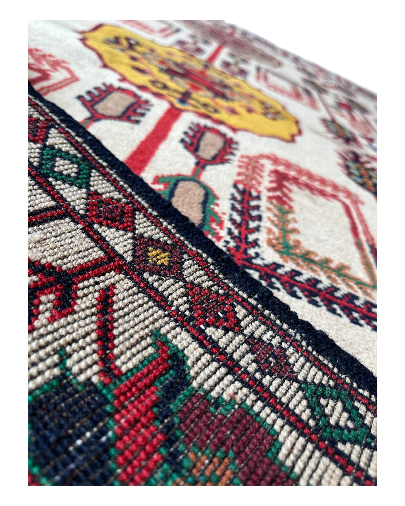 190cm x 147cm Charshango Rug