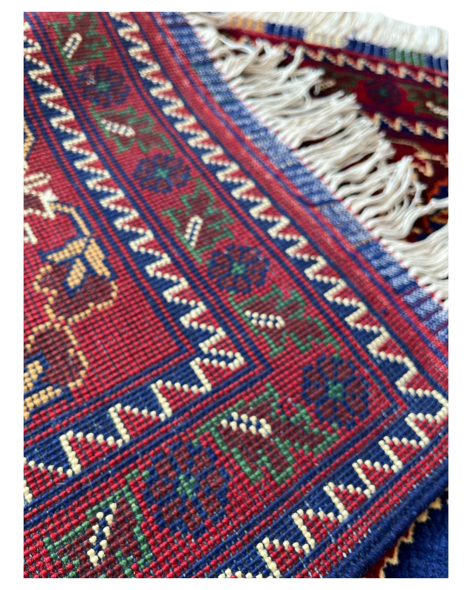 300cm x 200cm Yousef Bay Rug