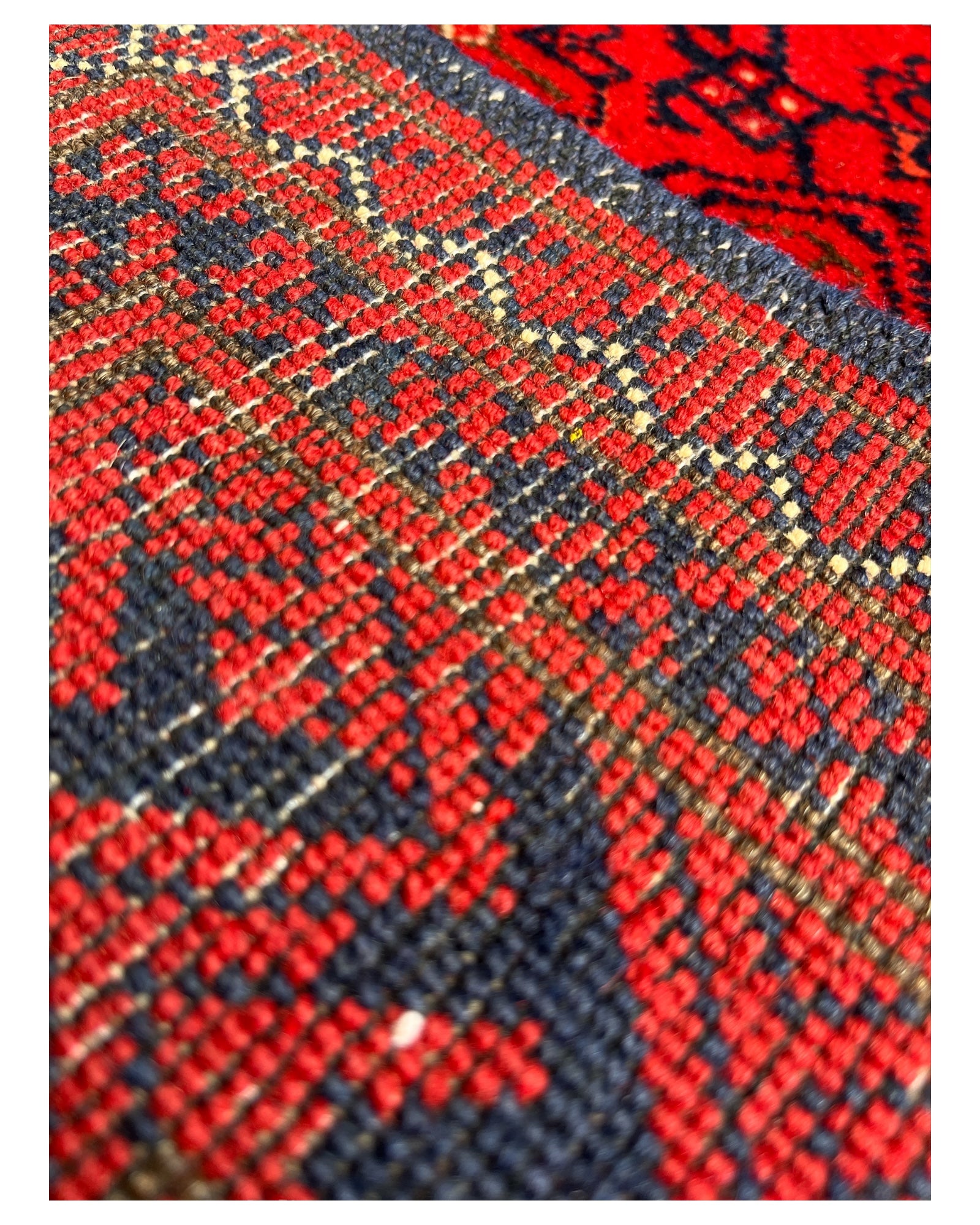 290cm x 200cm Apple Blossom Rug