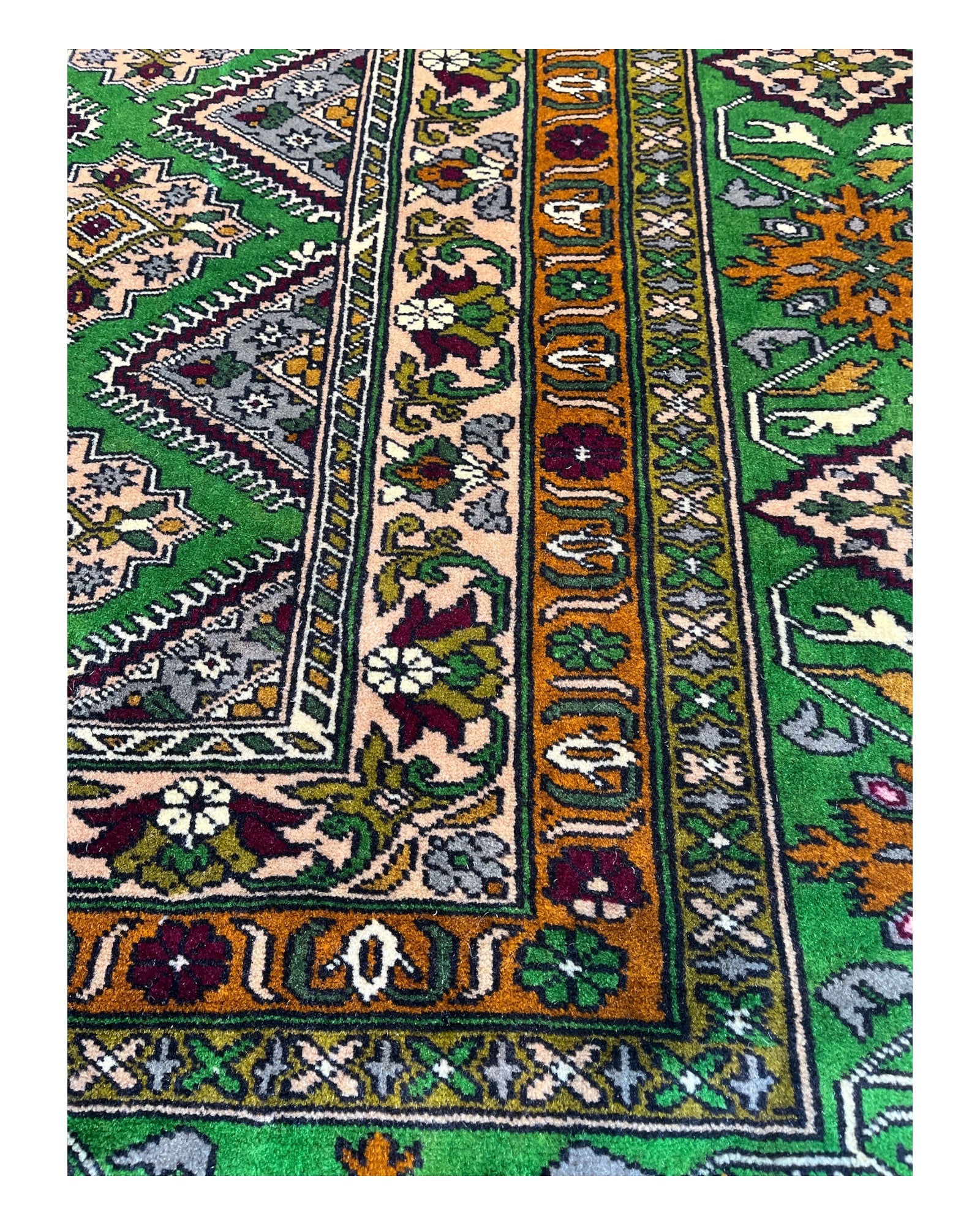 390cm x 304cm Kasha Naqsha Rug