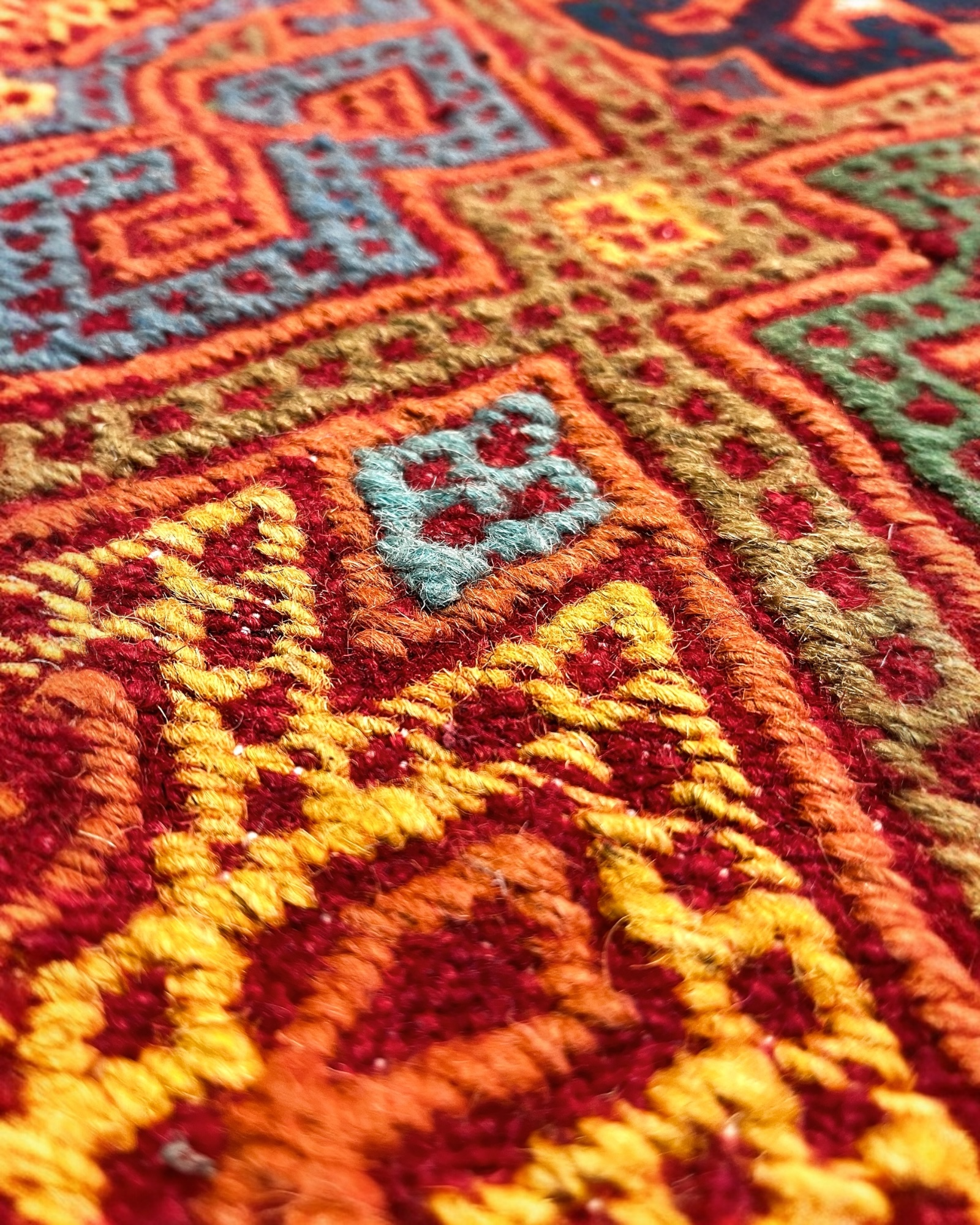 152cm x 103cm Orange & Pink Turkoman Kilim
