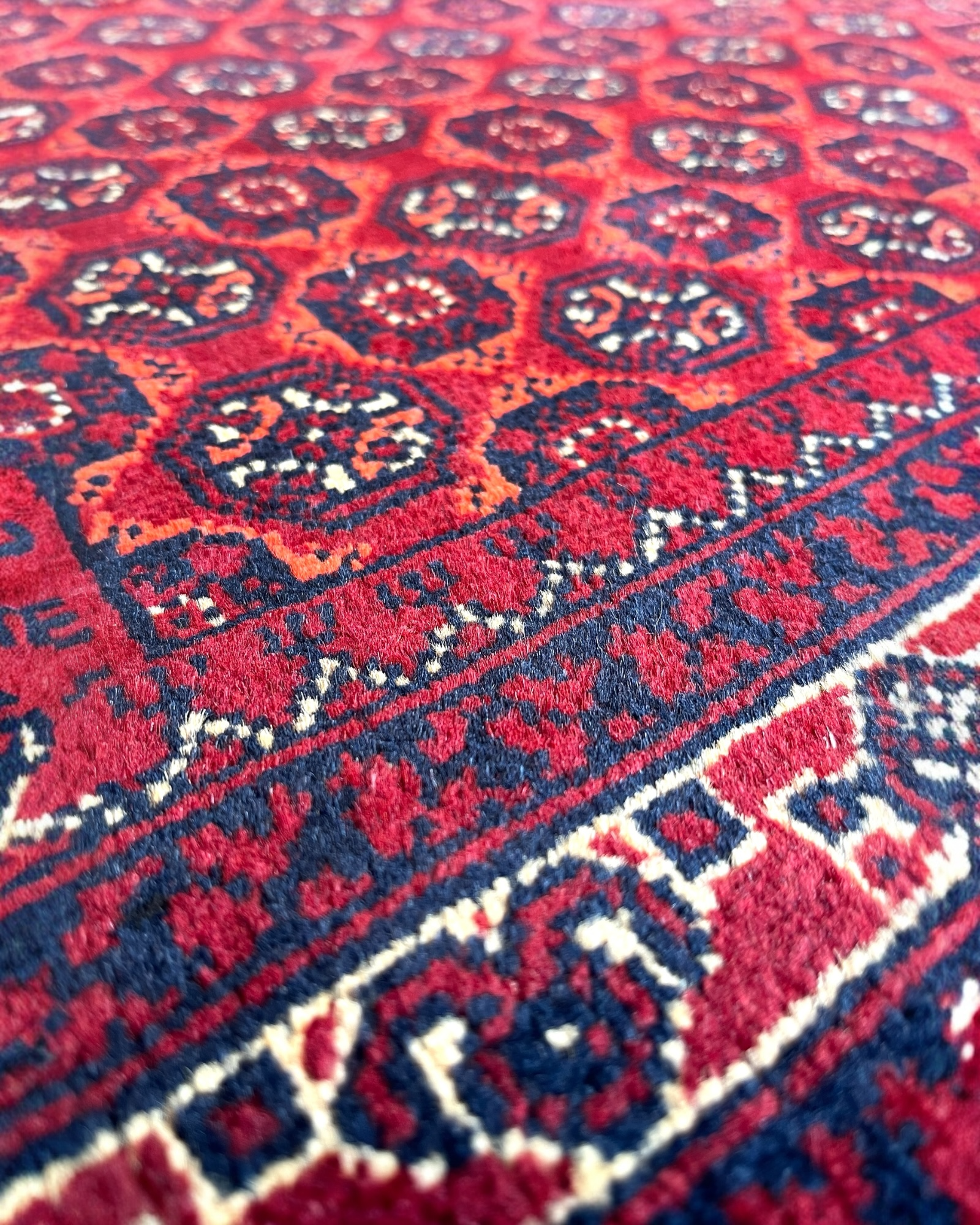 195cm x 155cm Red & Cream Fine Roshnai Rug