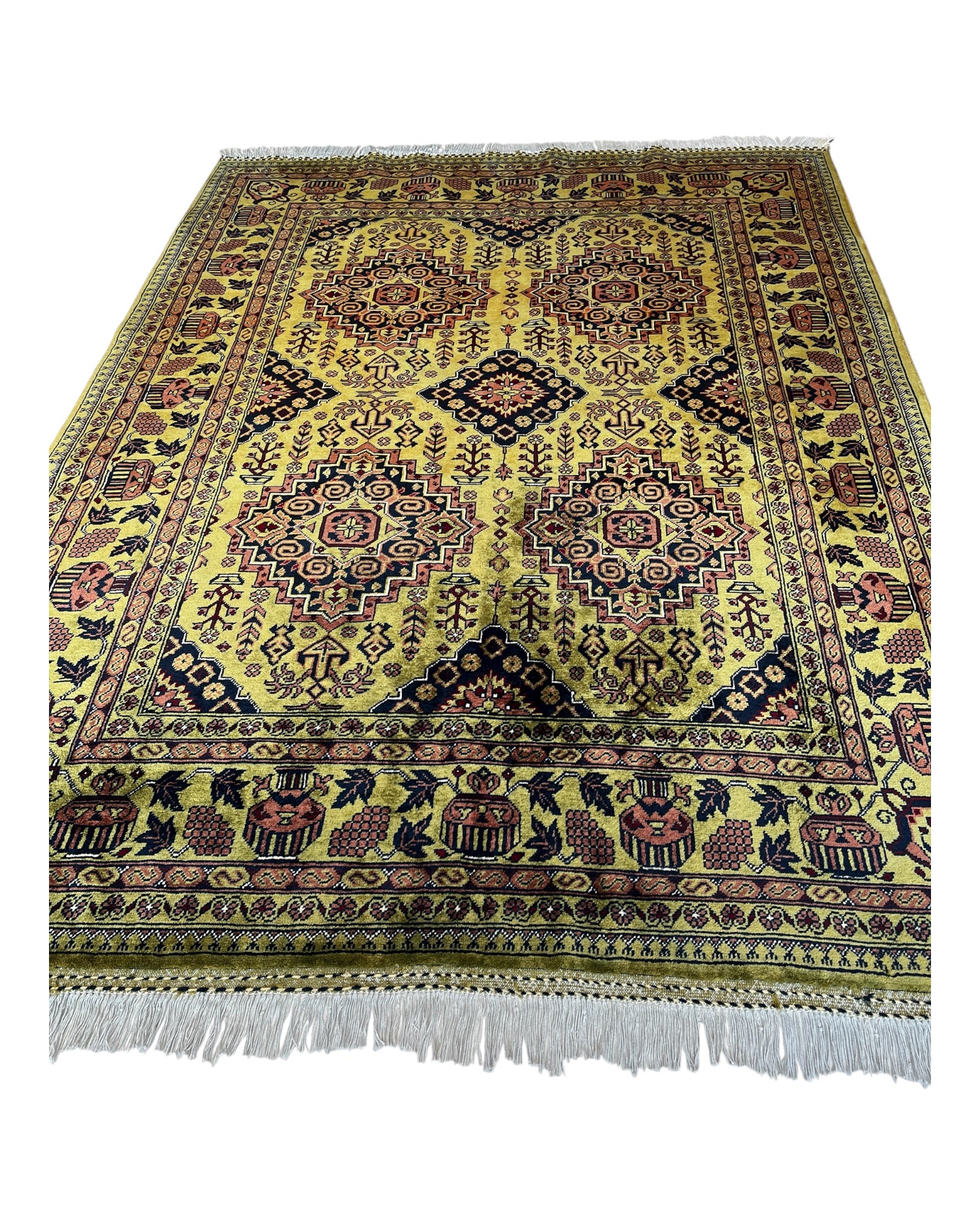 202cm x 152cm Green Underground Rug
