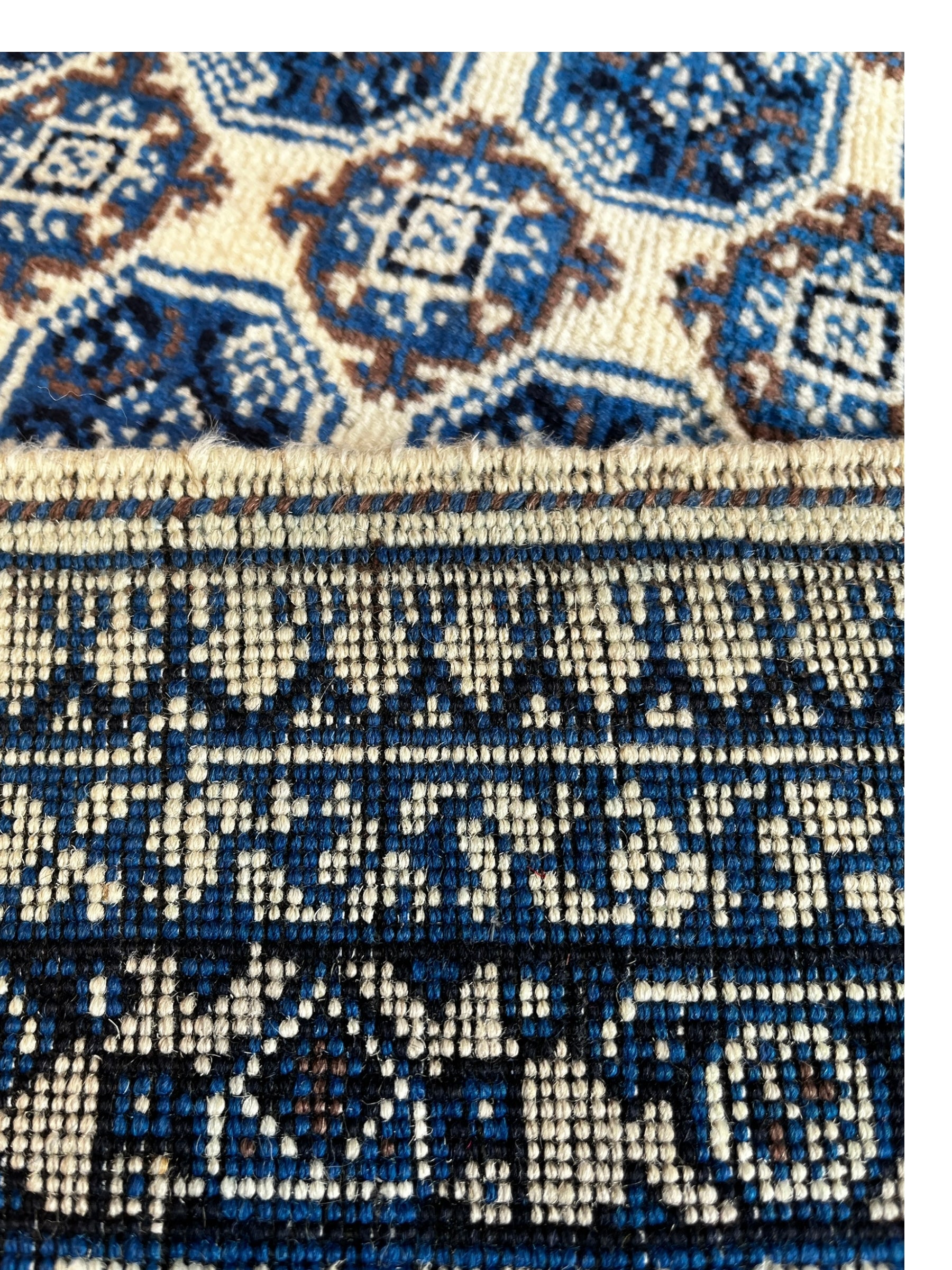 200cm x 144cm Blue & Cream Khuwaja Roshnai Rug