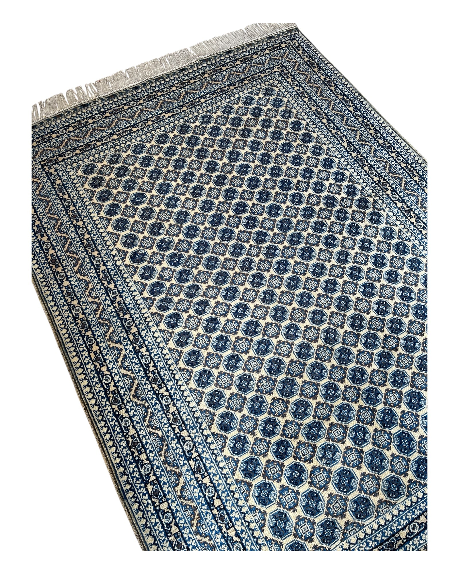 200cm x 144cm Blue & Cream Khuwaja Roshnai Rug