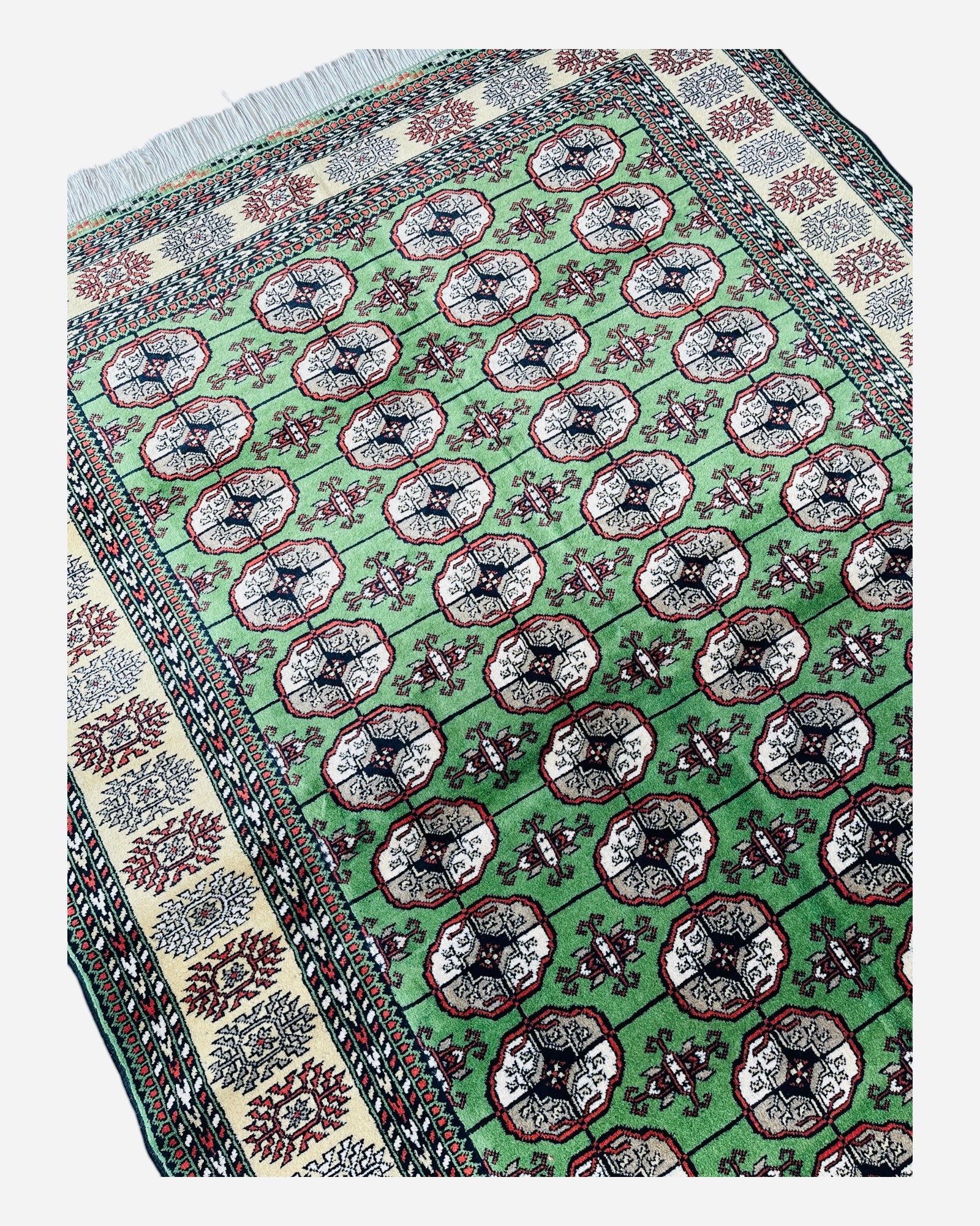 205cm x 153cm Green Roshnai Rug