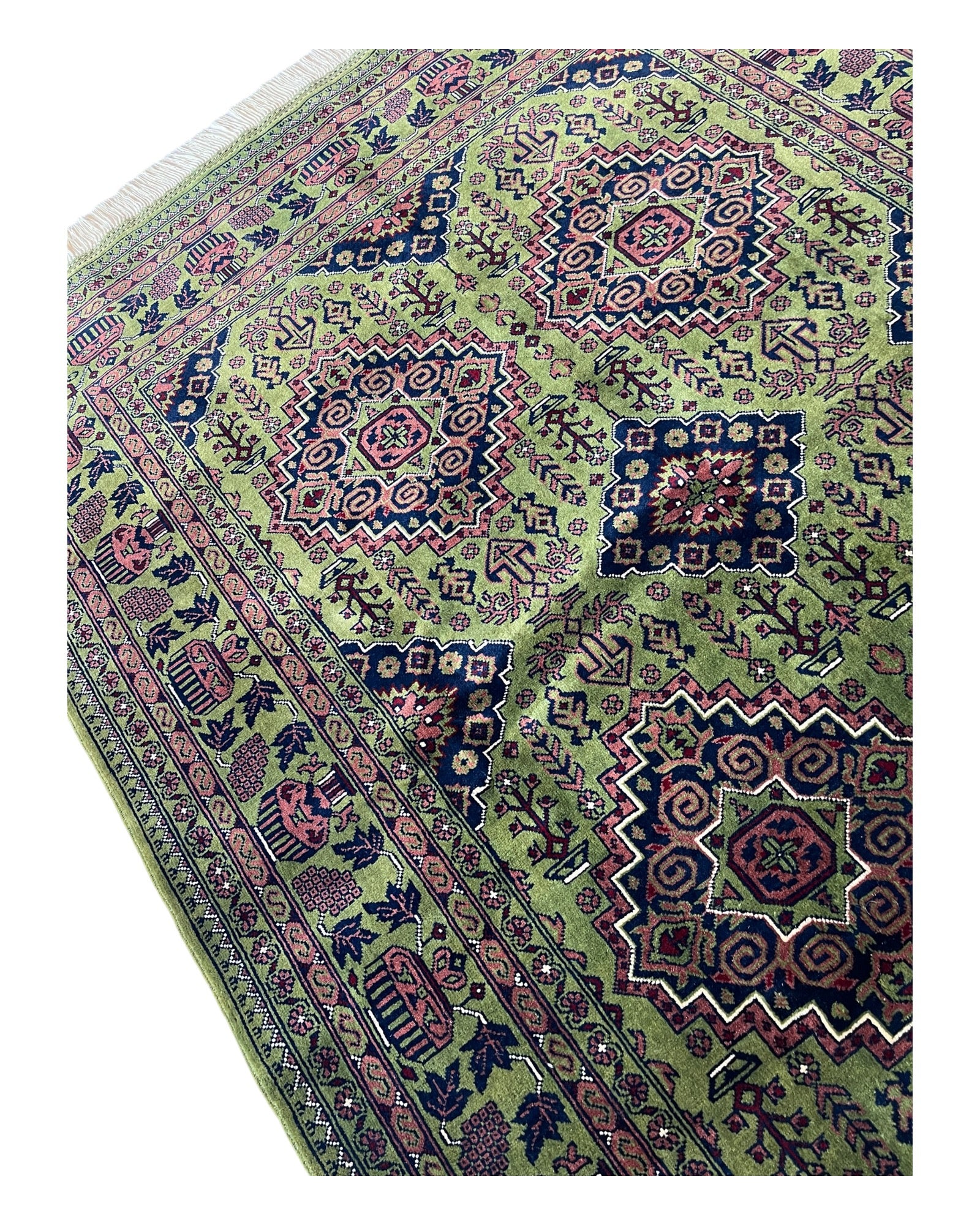 200cm x 150cm Green Yousef Bay Rug