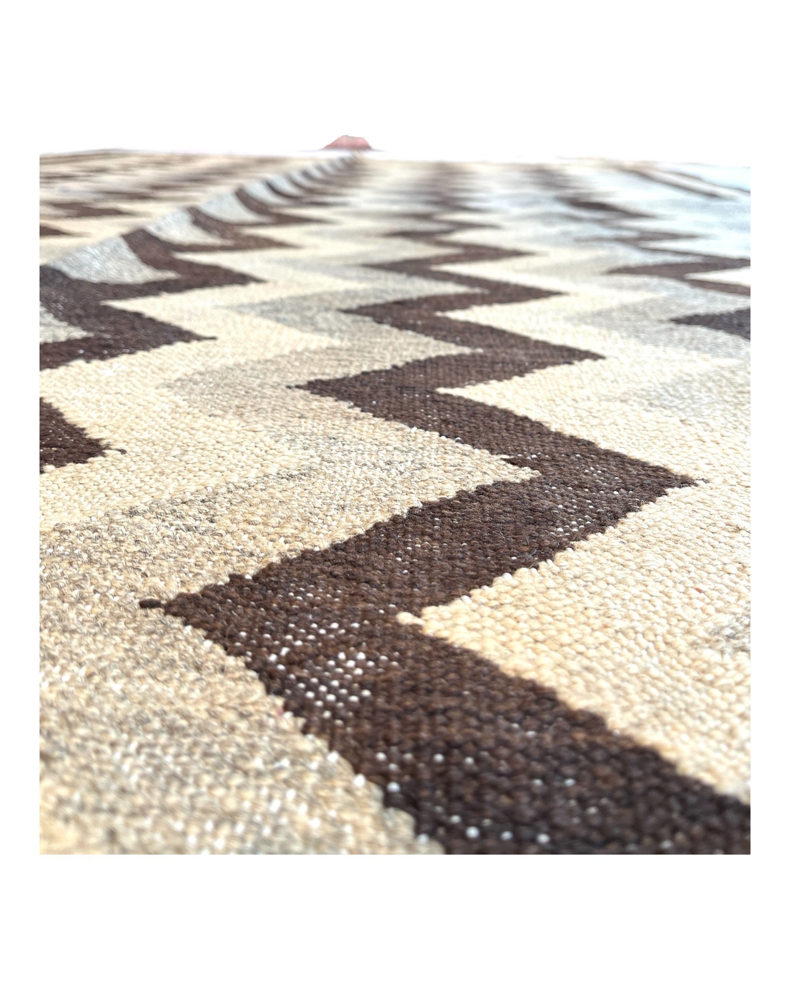 233cm x 154cm Vintage Cream & Brown Kilim