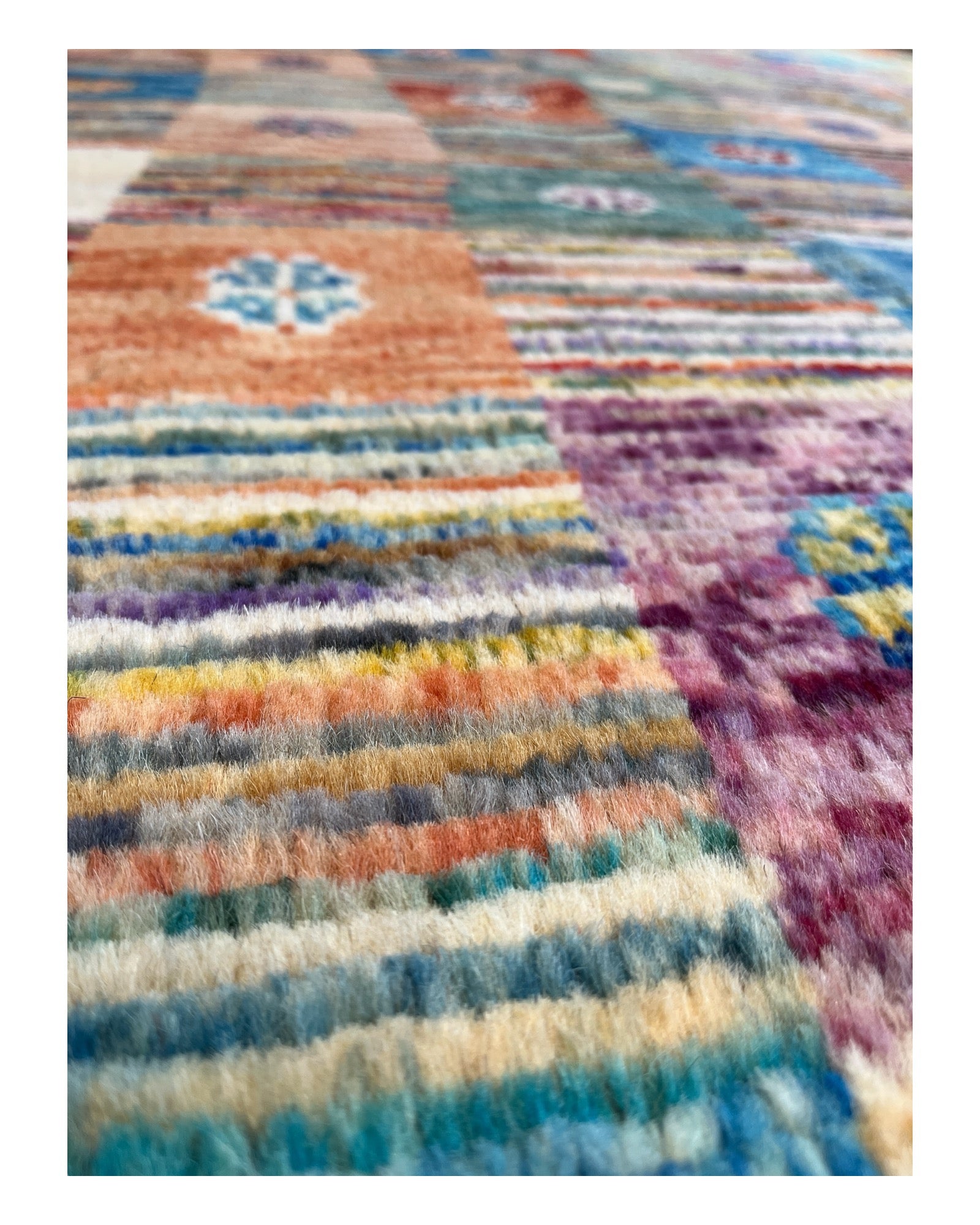 203cm x 157cm Colourful Squared Gabeh Rug