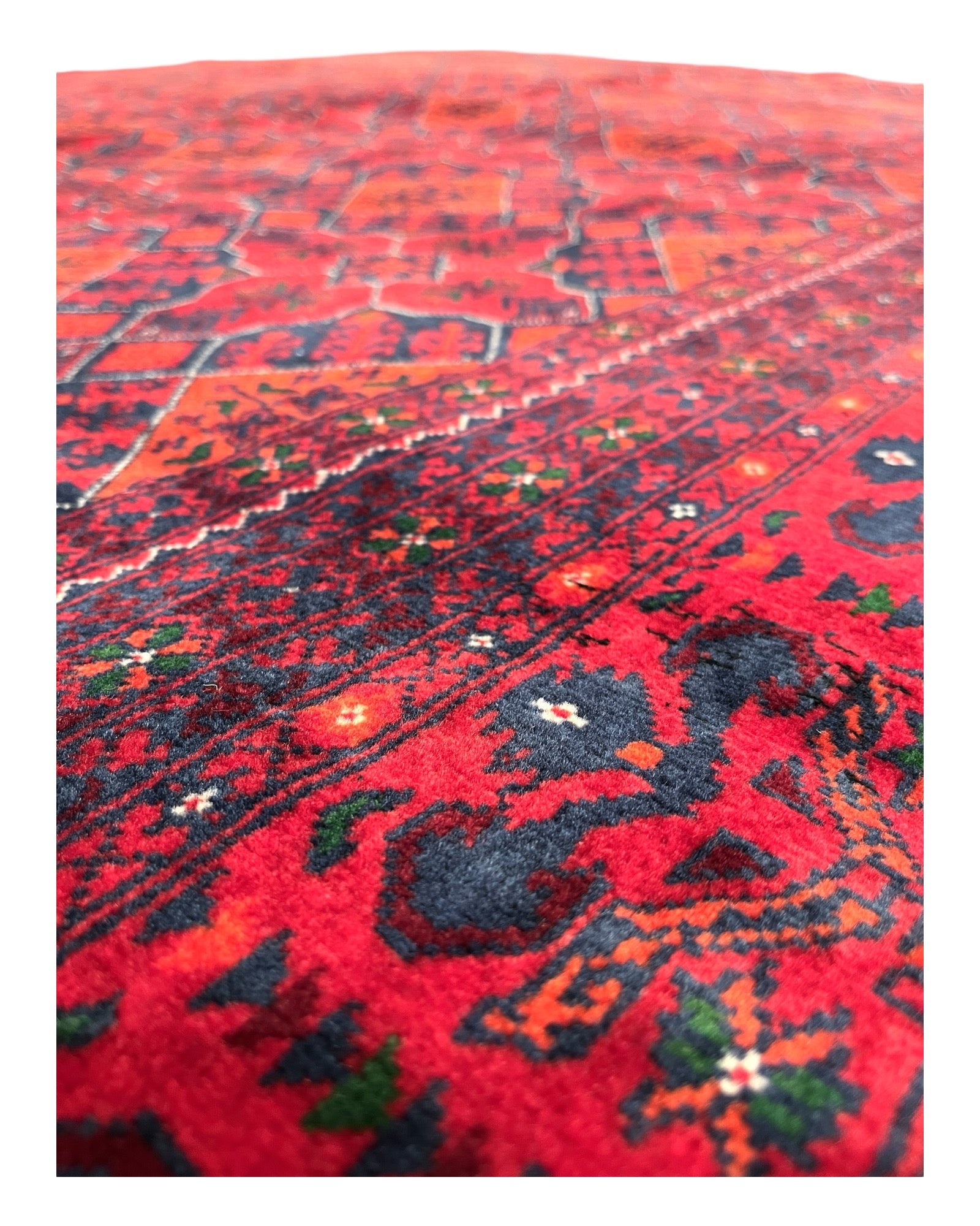 235cm x 160cm Red Yousefi Rug