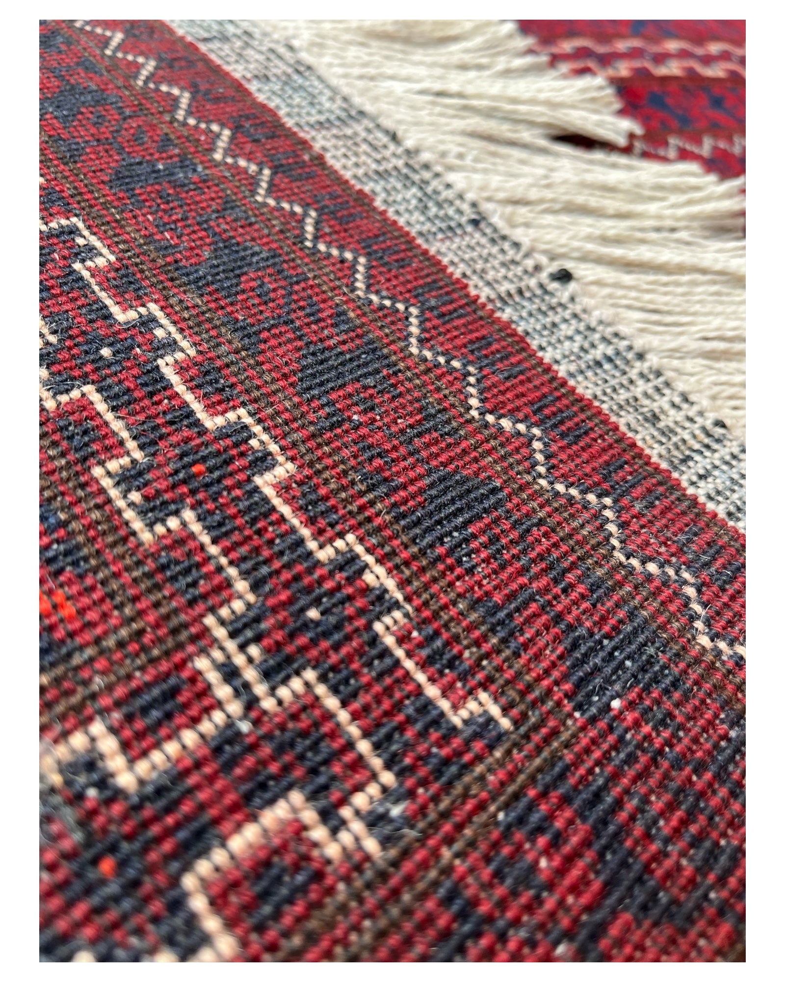 300cm x 200cm Fine Bashir Rug