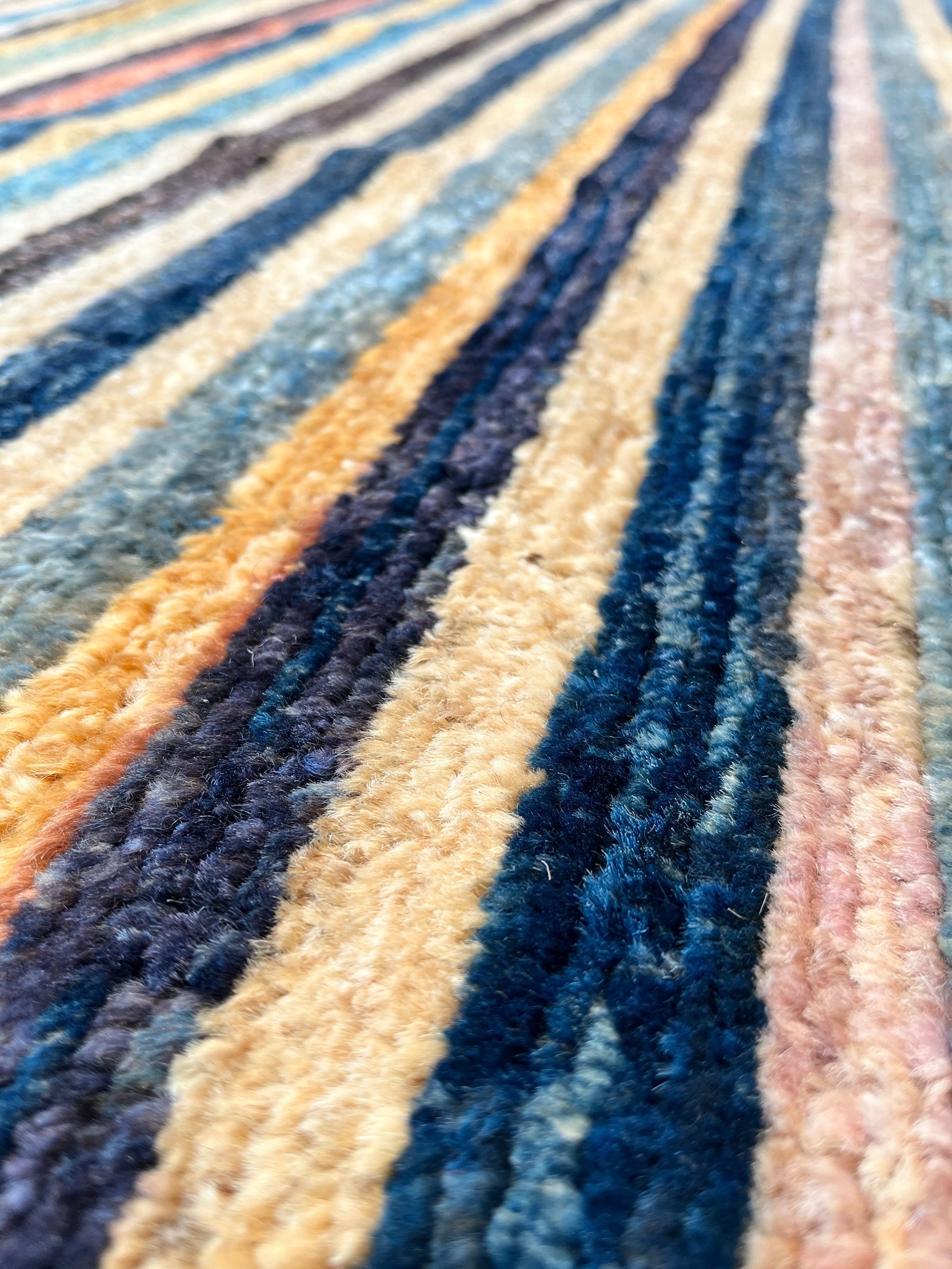 172cm x 142cm Stripey Gabeh Rug