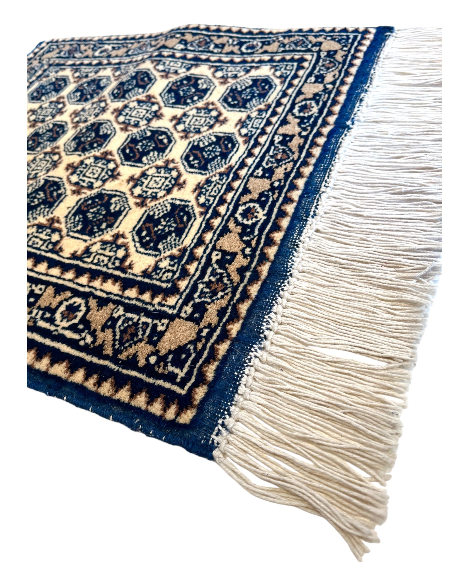 40cm x 45cm Blue & Cream Roshnai Table Mat