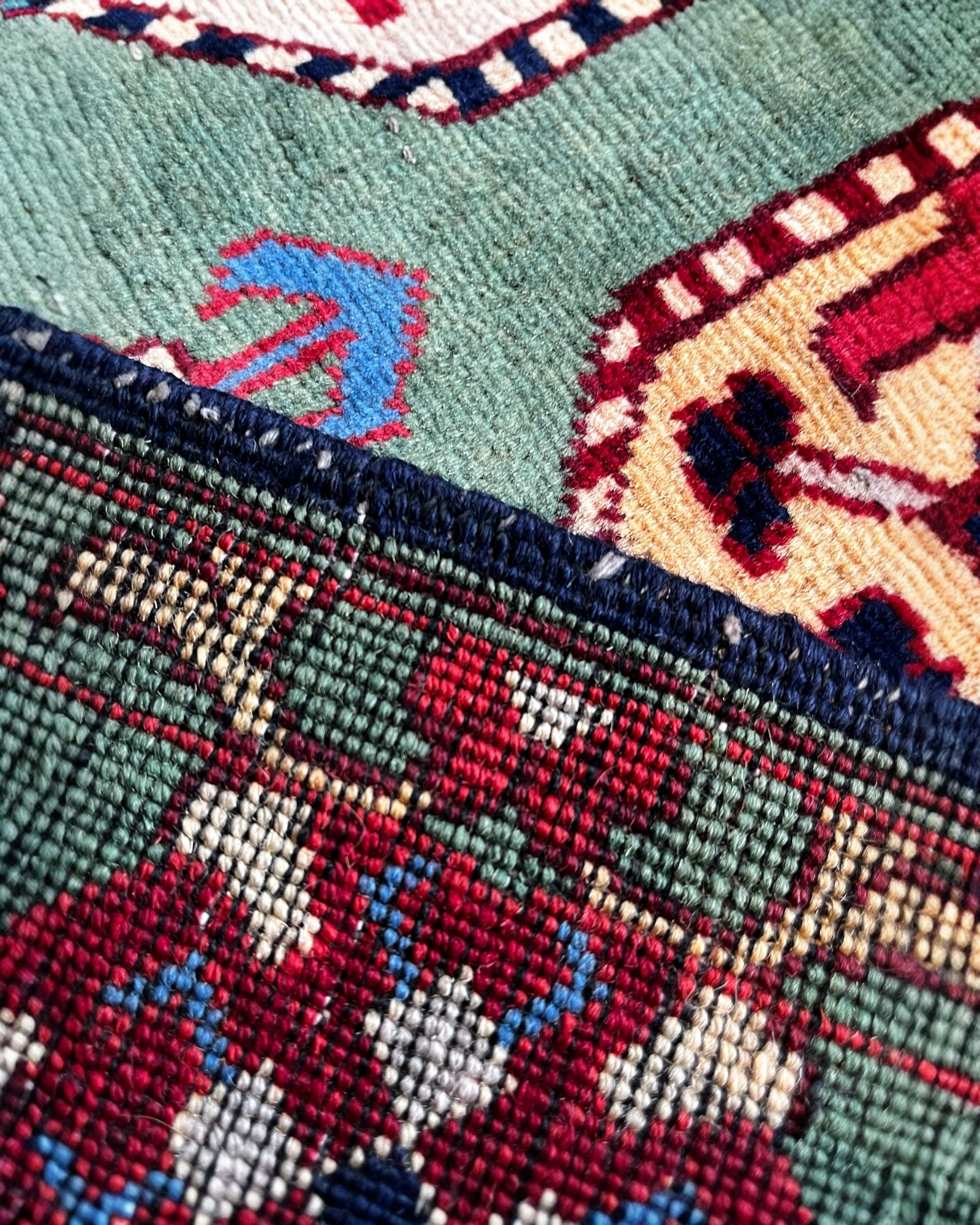 150cm x 103cm Green Patnas Gul Rug