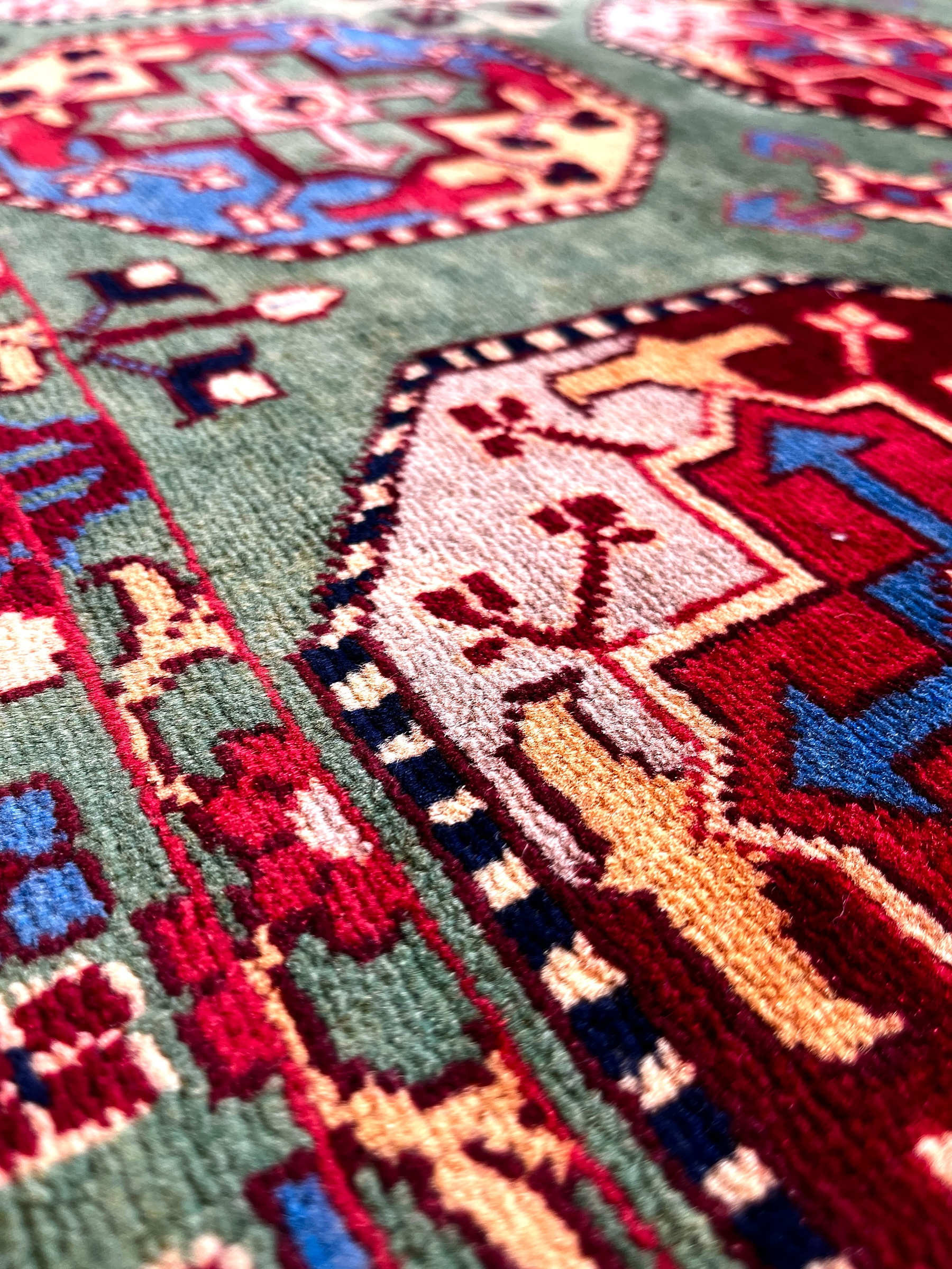 150cm x 103cm Green Patnas Gul Rug