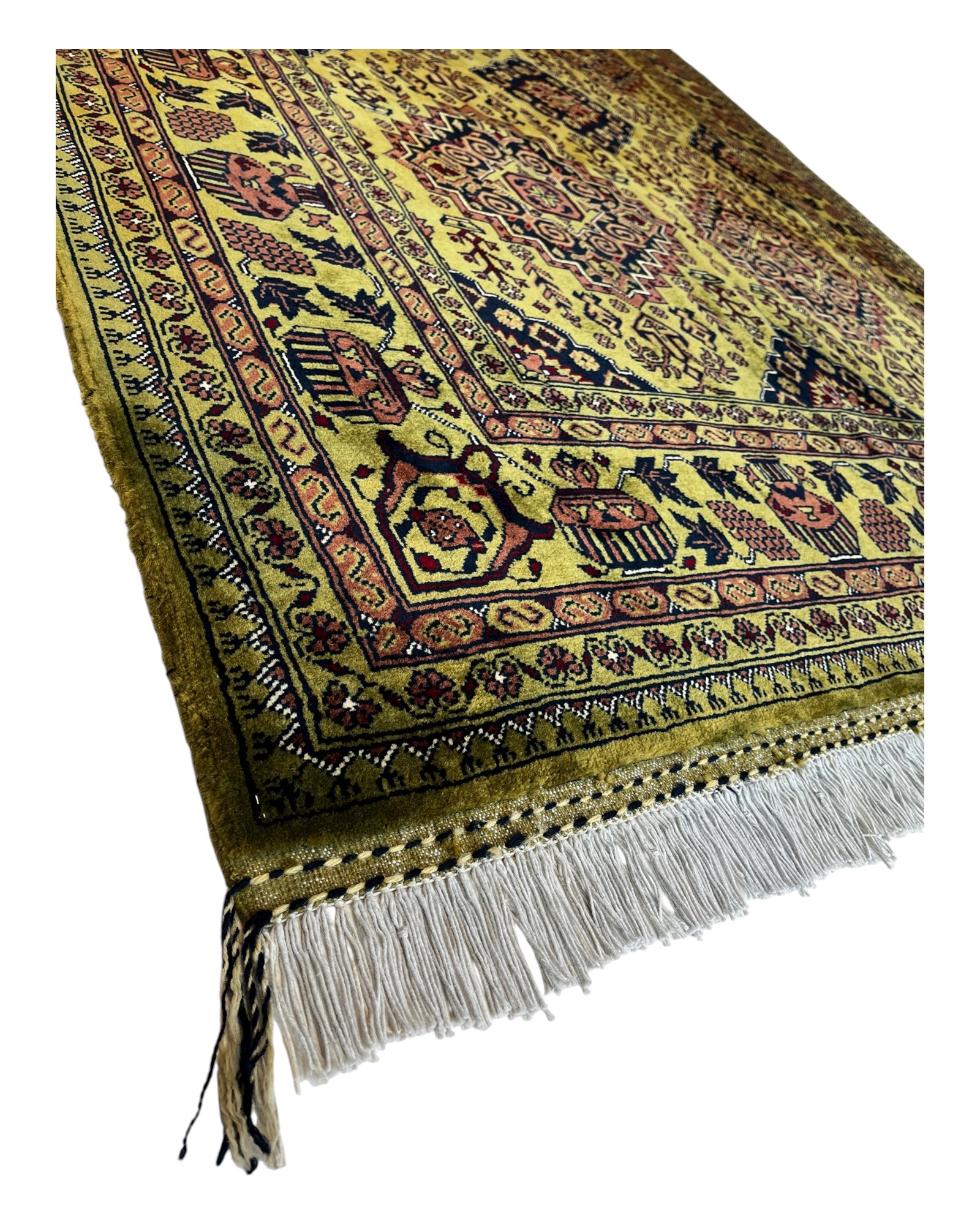 202cm x 152cm Green Underground Rug