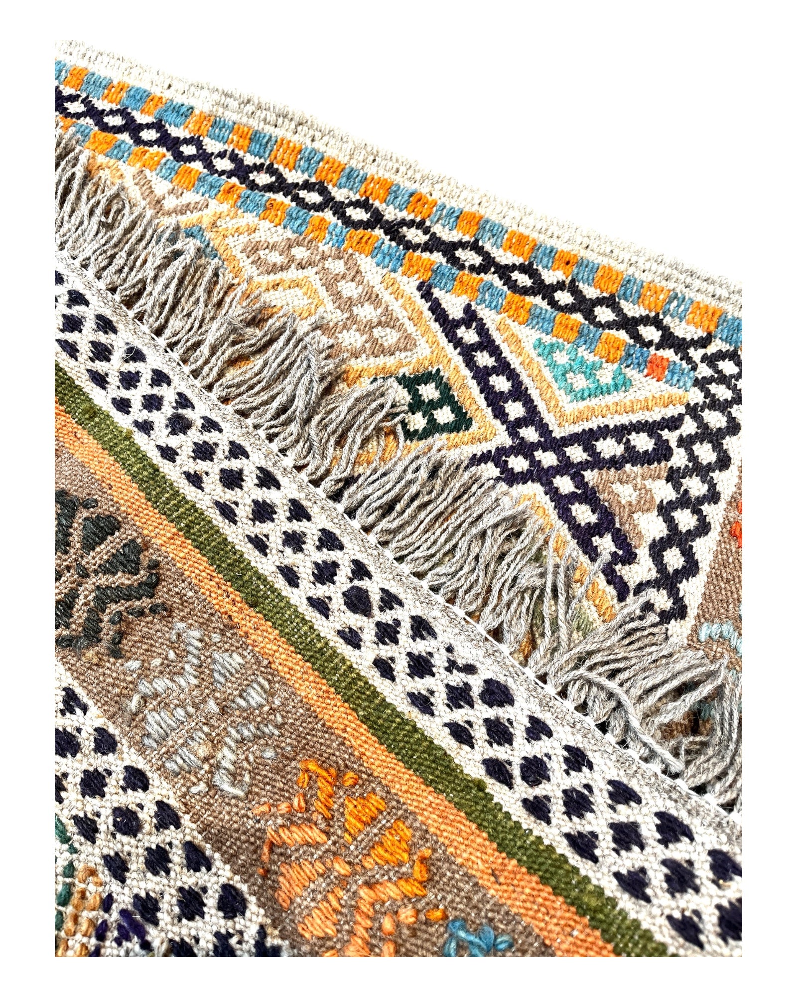 147cm x 104cm Beige & Lavender Turkoman Kilim